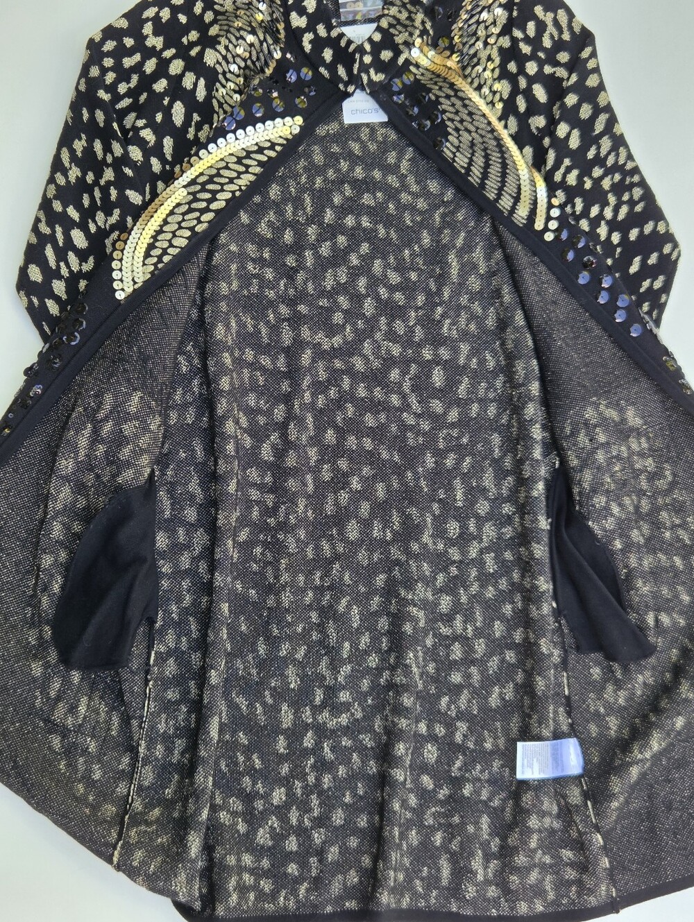 NWT Chico's Cardigan Sweater Black & Gold Sequin Metallic Open Front Size-1(M) - Picture 10 of 14